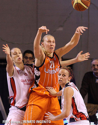 Ann Wauters (photo: Renato Ingenito) Ann Wauters (photo: Renato Ingenito)