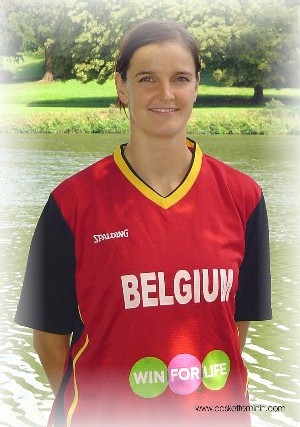 10. Nele Deyaert 10. Nele Deyaert