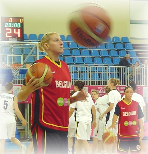 Laurence Van Malderen: 'retrouver la confiance' Laurence Van Malderen: 'retrouver la confiance'