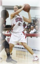 Fanny Tirtiaux (photo: http://unlvrebels.cstv.com)