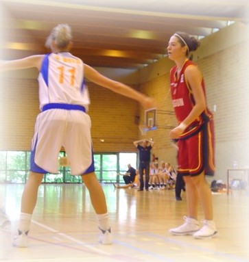 Julie Vermeire face aux Pays-Bas Julie Vermeire face aux Pays-Bas