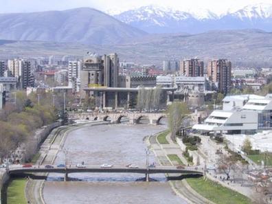 Une vue de Skopje, capitale de la Macédoine, 600.000 habitants