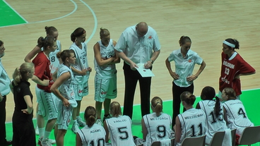 Une Joyeuse Entrée face au Mali Une Joyeuse Entrée face au Mali