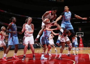 Emma Meesseman dans le bain de la WNBA (photo: monumentalnetwork.com) Emma Meesseman dans le bain de la WNBA (photo: monumentalnetwork.com)