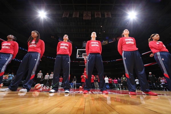 Emma Meesseman (Washington Mystics) vs LA Sparks
