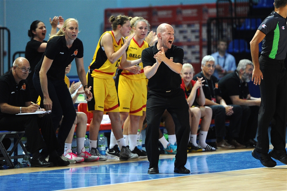 Arvid Diels pousse ses joueuses vers le top 8 mondial ! (photo: FIBA.com)