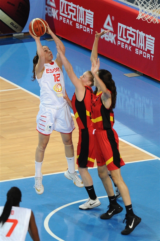 Belgium U19 vs Spain (FIBA.com)