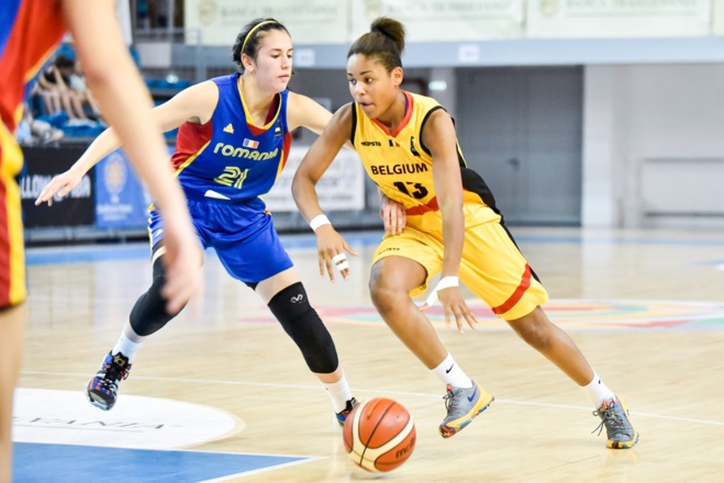 Maxuella Lisowa-Mbaka, qui évoluera à Spirou Monceau cette saison, la plus en vue (photo: FIBA.com) Maxuella Lisowa-Mbaka, qui évoluera à Spirou Monceau cette saison, la plus en vue (photo: FIBA.com)
