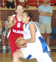 Stéphanie Dubuc face à Maja Miljkovic (photo: tbf.org.tr)