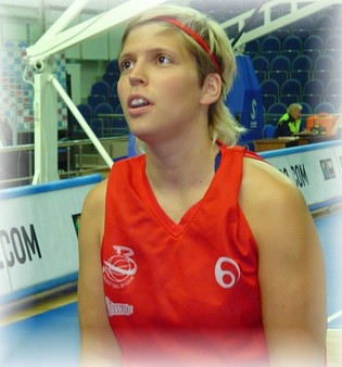 Fannie Vandesteene rejoint Dexia Namur Fannie Vandesteene rejoint Dexia Namur