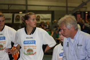 Inge Op de Beeck et Marc Foucart sereins avant le déplacement à SKW Inge Op de Beeck et Marc Foucart sereins avant le déplacement à SKW
