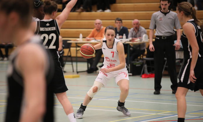 Miete Celus prolonge à Declercq Storbeton Waregem (photo: Eddy Lippens) Miete Celus prolonge à Declercq Storbeton Waregem (photo: Eddy Lippens)