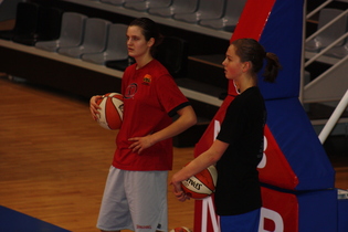 Un gros match de Jana Raman et un baptême aussi pour Emma Meeseman Un gros match de Jana Raman et un baptême aussi pour Emma Meeseman