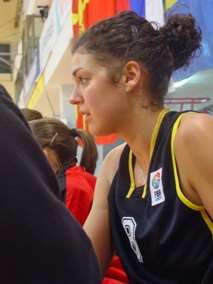 Soucis au pouce pour Sofie Hendrickx (photo: S. Kovaleni) Soucis au pouce pour Sofie Hendrickx (photo: S. Kovaleni)