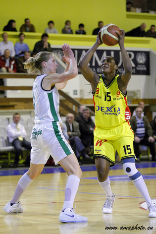 Irina Medvedeva sera-t-elle là ce soir pour contrer Pauline Akonga ? (photo: Ch. Béka/www.amaphoto.eu) Irina Medvedeva sera-t-elle là ce soir pour contrer Pauline Akonga ? (photo: Ch. Béka/www.amaphoto.eu)