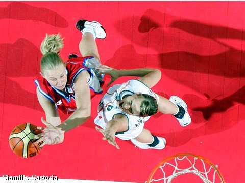 Ann Wauters Source : Fibaeurope.com (Ciamillo Castoria) Ann Wauters Source : Fibaeurope.com (Ciamillo Castoria)