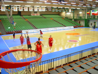 Les U18 tournées vers la Turquie (photo: S. Kovaleni) Les U18 tournées vers la Turquie (photo: S. Kovaleni)