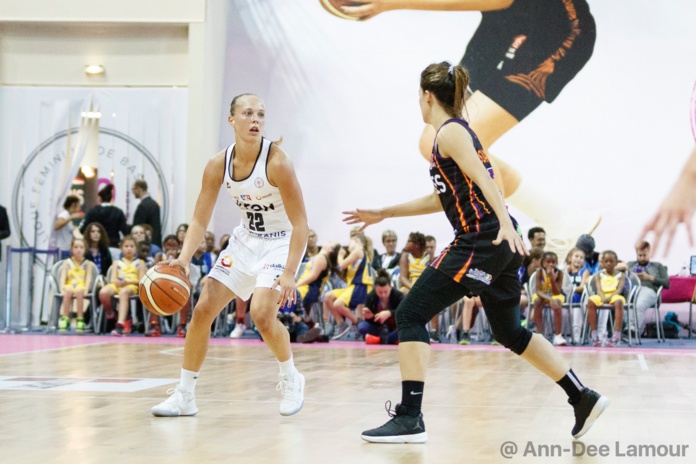 Julie Allemand sous le maillot lyonnais (photo: Ann-Dee Lamour)