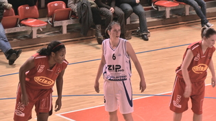 Ilse Van den Vonder (21pts) s'est fait une belle place entre Keisha Moore et Ophélie Thibaut Ilse Van den Vonder (21pts) s'est fait une belle place entre Keisha Moore et Ophélie Thibaut