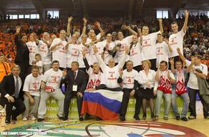 Spartak Moscou, champion d'Europe pour la 4e fois consécutive (photo: FIBA Europe/Ciamilo-Castoria) Spartak Moscou, champion d'Europe pour la 4e fois consécutive (photo: FIBA Europe/Ciamilo-Castoria)