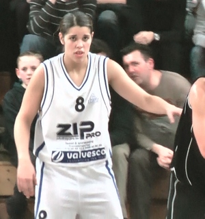 Qui dit Virginie Michiels, dit défense... C'est peut-être là que le match va se jouer... Qui dit Virginie Michiels, dit défense... C'est peut-être là que le match va se jouer...