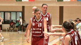 Ellen De Stoop (de retour de maternité) et Isabelle Degels (Blue Cats Ieper) en plus à Jeugd Optima Gentson cette saison Ellen De Stoop (de retour de maternité) et Isabelle Degels (Blue Cats Ieper) en plus à Jeugd Optima Gentson cette saison