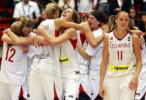 Au bonheur des Tchèques (photo: FIBA.com) Au bonheur des Tchèques (photo: FIBA.com)