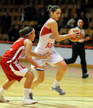 Fin de l'aventure européenne pour Marjorie Carpréaux (photo: FIBA Europe.com) Fin de l'aventure européenne pour Marjorie Carpréaux (photo: FIBA Europe.com)