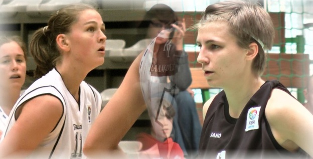 Sara Leemans ET Emma Meesseman, ensemble, Player of the Year 2011