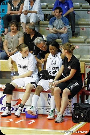 Touchée à la rotule, Emmanuella Mayombo reste incertaine (photo: Ann Dee Lamour) Touchée à la rotule, Emmanuella Mayombo reste incertaine (photo: Ann Dee Lamour)