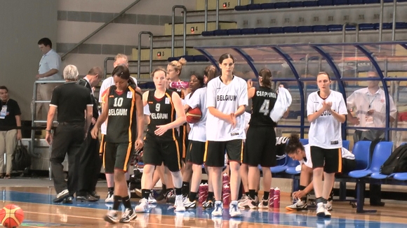 A l'assaut des Roumaines dimanche (17h45) A l'assaut des Roumaines dimanche (17h45)