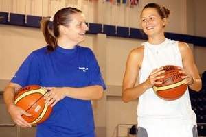 Romina Ciappina a repris en Slovaquie (photo: basket.sk) Romina Ciappina a repris en Slovaquie (photo: basket.sk)