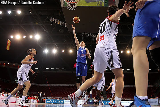 Une nouvelle étoile pour Ann Wauters (photo: FIBA Europe/Ciamilo/Castoria) Une nouvelle étoile pour Ann Wauters (photo: FIBA Europe/Ciamilo/Castoria)