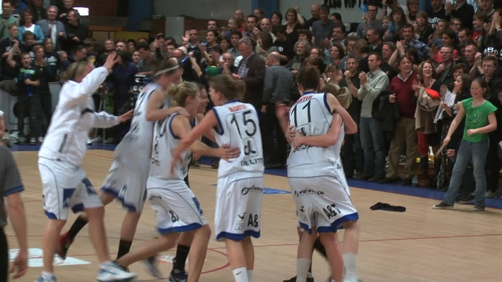 Finale - Kangoeroes-Boom va chercher la belle en battant Crack Blue Cats Ieper 80 à 74 Finale - Kangoeroes-Boom va chercher la belle en battant Crack Blue Cats Ieper 80 à 74
