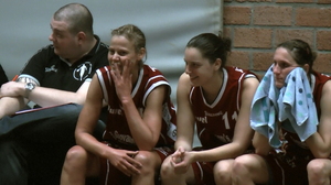 Karen Bartholomeeus (à d.) quitte la D1 pour Louvain Karen Bartholomeeus (à d.) quitte la D1 pour Louvain