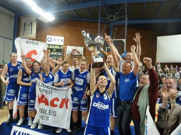 'The Blue Champion' - Le DVD du doublé de Crack Blue Cats Ieper en vente maintenant 'The Blue Champion' - Le DVD du doublé de Crack Blue Cats Ieper en vente maintenant