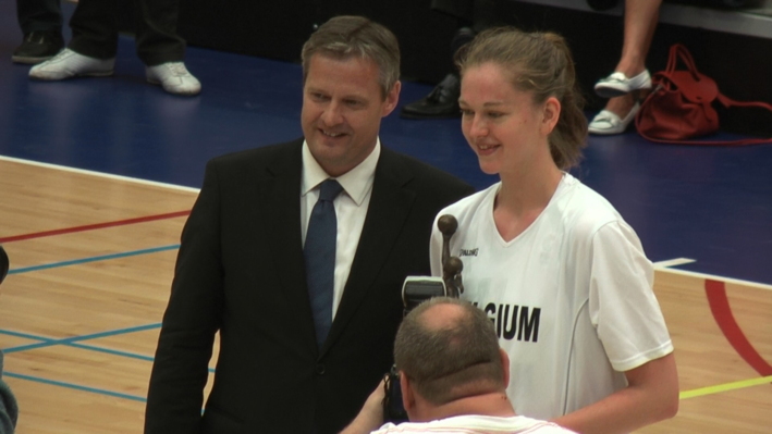 Euro-2013/Q - Le coup est passé tout près Euro-2013/Q - Le coup est passé tout près