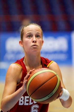 Anneleen De Baets (photo: Ann-Dee Lamour) Anneleen De Baets (photo: Ann-Dee Lamour)