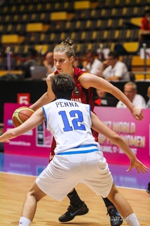 An-Katrien Nauwelaers (ici contre l'Italie) s'est montrée contre les Pays-Bas (photo: Ann-Dee Lamour)