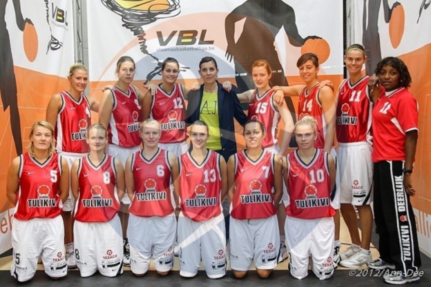 Tulikivi Deerljik 2012/2013 (photo: Ann-Dee Lamour/Basketfeminin.com) Tulikivi Deerljik 2012/2013 (photo: Ann-Dee Lamour/Basketfeminin.com)