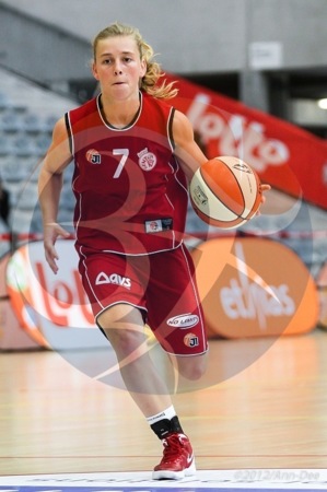 Emma Uittenhoven (photo: Ann Dee Lamour/Basketfeminin.com) Emma Uittenhoven (photo: Ann Dee Lamour/Basketfeminin.com)