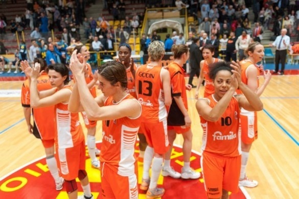 Italie - Kathy Wambe et Schio à une victoire du titre ! Italie - Kathy Wambe et Schio à une victoire du titre !