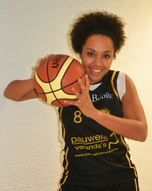 Aisha Buadee, nouveau visage en D1 (photo: Laarne) Aisha Buadee, nouveau visage en D1 (photo: Laarne)