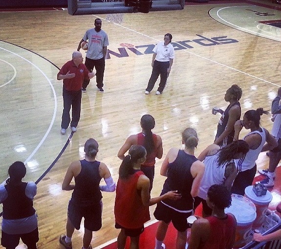 Emma Meesseman a passé son premier jour de camp à Washinton Mystics Emma Meesseman a passé son premier jour de camp à Washinton Mystics