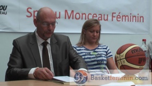 Pascal Vacavant et sa capitaine en conférence de presse Pascal Vacavant et sa capitaine en conférence de presse