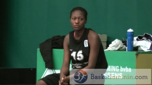 Le dernier lancer du match pour Laeticia Mpoyi Le dernier lancer du match pour Laeticia Mpoyi