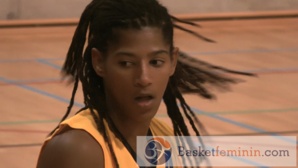 Céleste Trahan-Davis prolonge pour deux saisons à Castors Braine Céleste Trahan-Davis prolonge pour deux saisons à Castors Braine