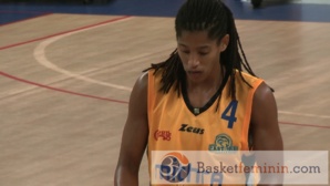 Céleste Trahan-Davis, 31 pts, 16 rebonds Céleste Trahan-Davis, 31 pts, 16 rebonds