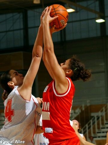 Sofie Hendrickx: www.fibaeurope.com Sofie Hendrickx: www.fibaeurope.com