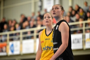 Le regard tourné vers Bruxelles (photo: King Chan) Le regard tourné vers Bruxelles (photo: King Chan)